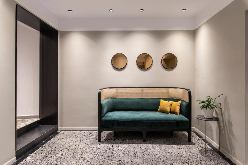 the modernist hotels for gays thessaloniki lunge