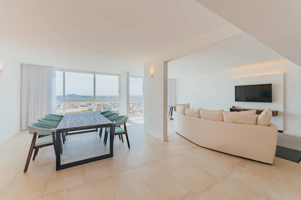 Gay Travel Aruba Radisson Blu Aruba